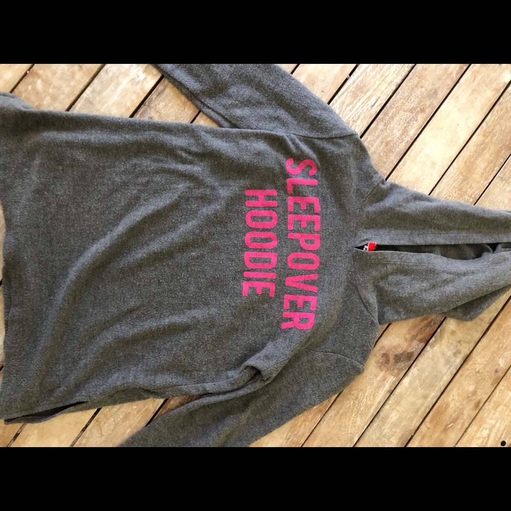 This is a really comfortable hoodie